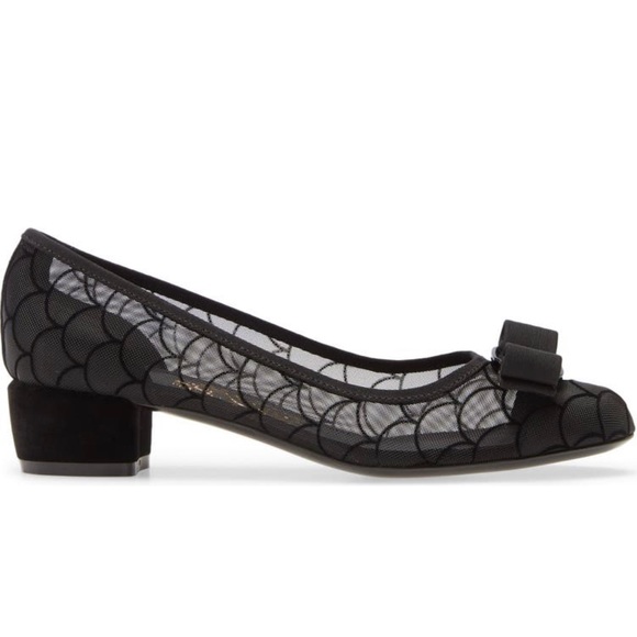 Salvatore Ferragamo Vara Mesh Bow Pumps - Picture 3 of 5